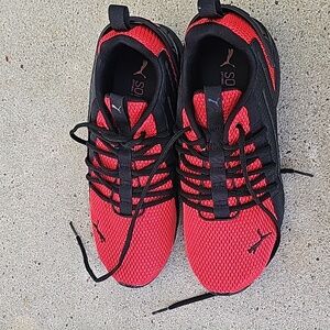 Puma Mens size 9.5